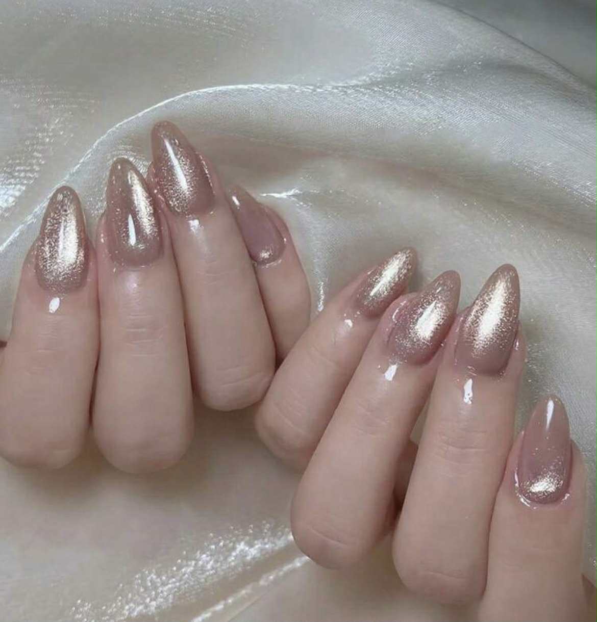 Press on NAGAI kaip salone, dusty pink ( žėrinti rausva ) spalva