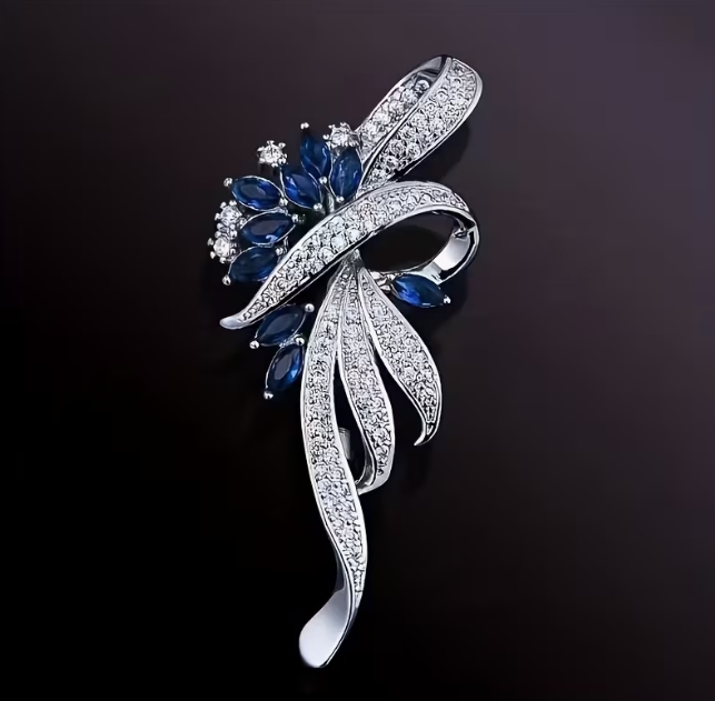 Prabangi sagė Gėlė su mėlynais krištolais